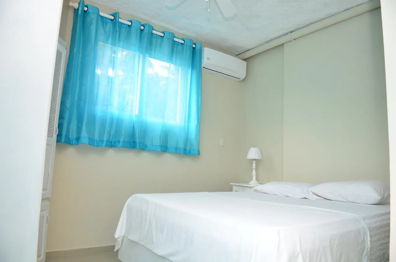 Trade Winds Vacation Rentals Anadel Apartment
