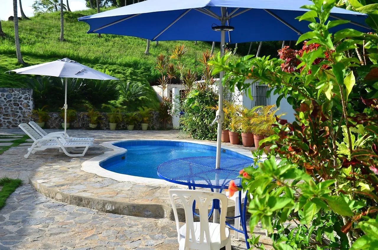 Apartment Trade Winds Vacation Rentals Anadel