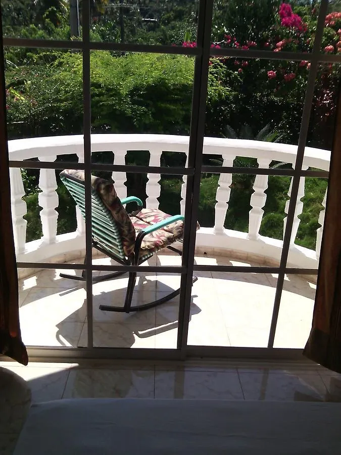 Trade Winds Vacation Rentals Anadel